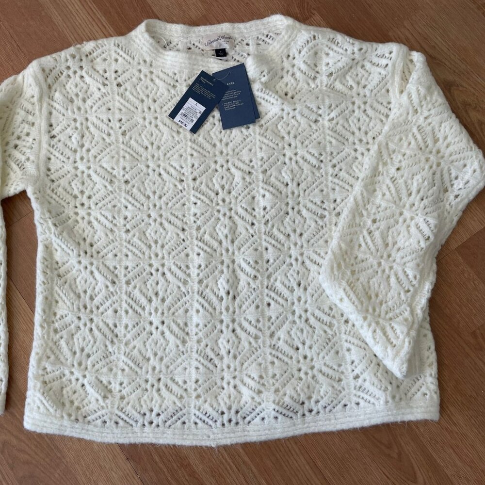 Universal Thread  Womans white/cream open knit sweater NWT size L
